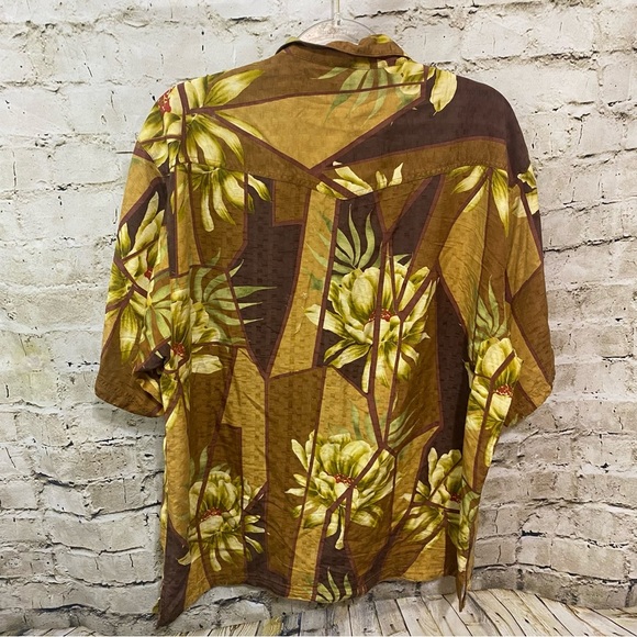 Tommy Bahama Brown Green Floral Hawaiian Print Silk Button Up Shirt - Picture 3 of 5
